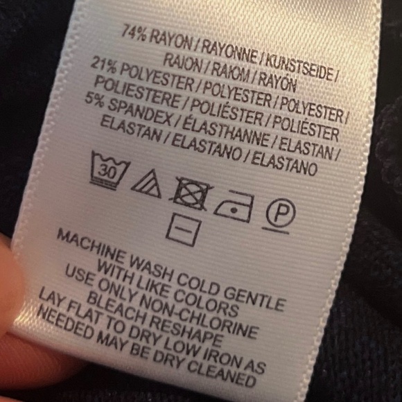 Anthopologie Navy and Black Marled Scoop Neck Swing Sweater - Small - Picture 14 of 14